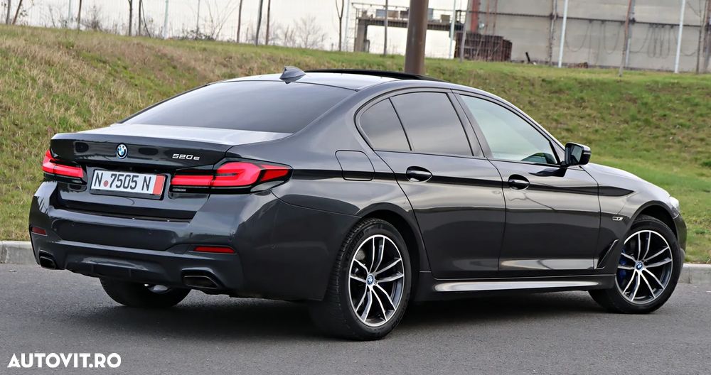 BMW Seria 5 520e AT PHEV - 11