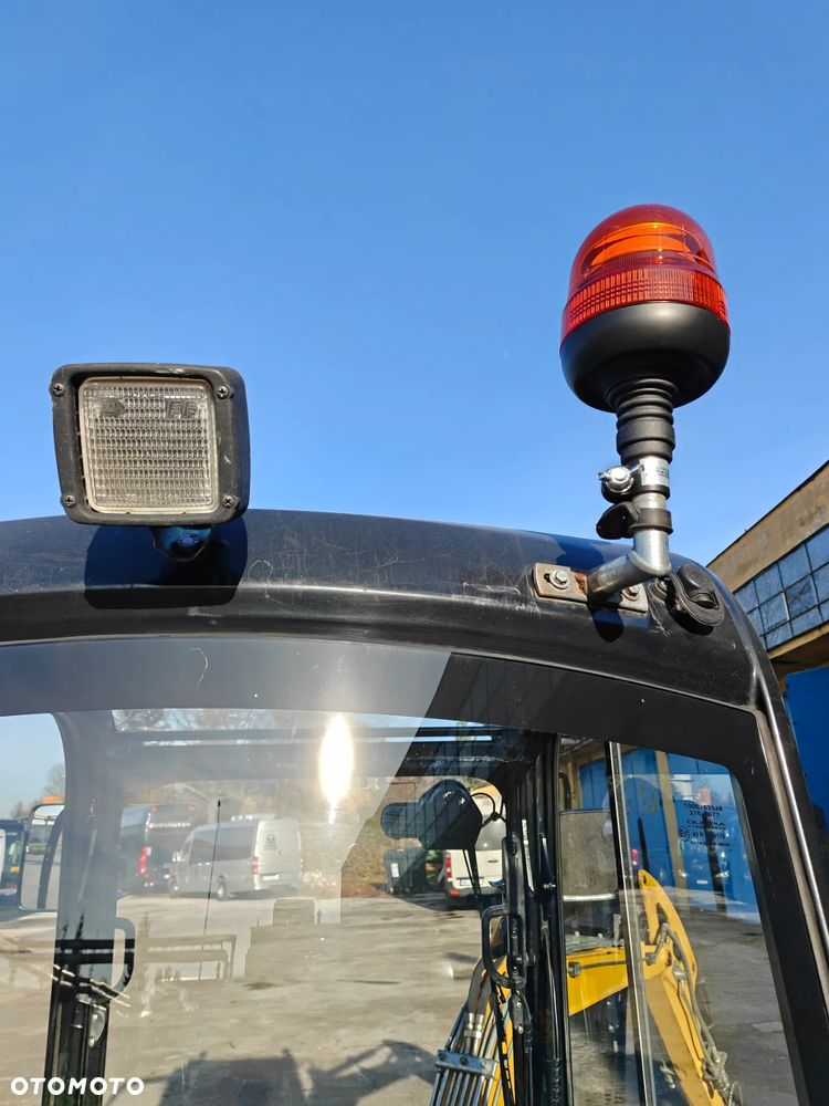 Caterpillar 301.7D - 24