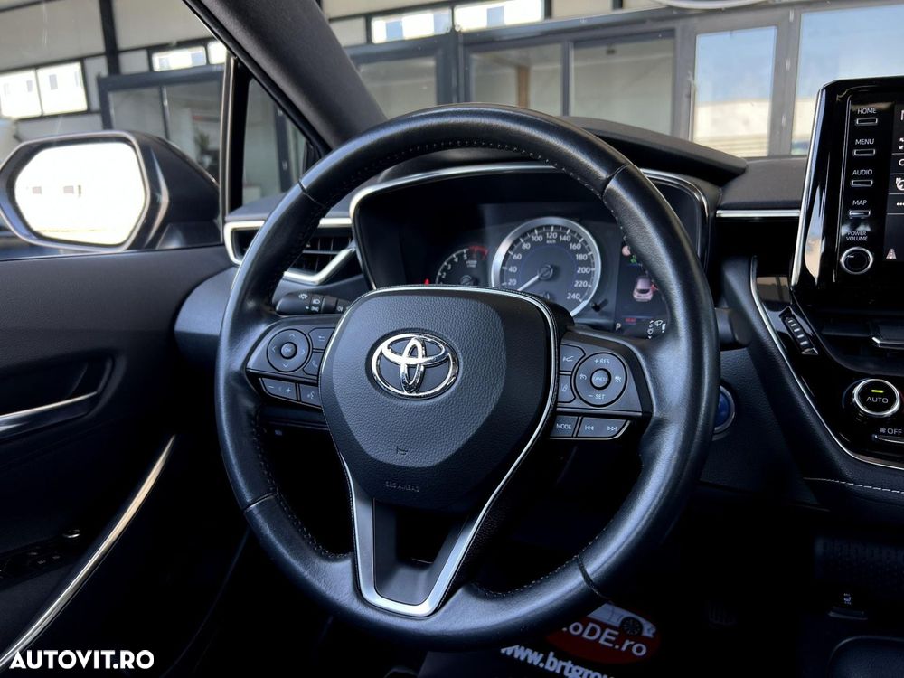 Toyota Corolla - 11