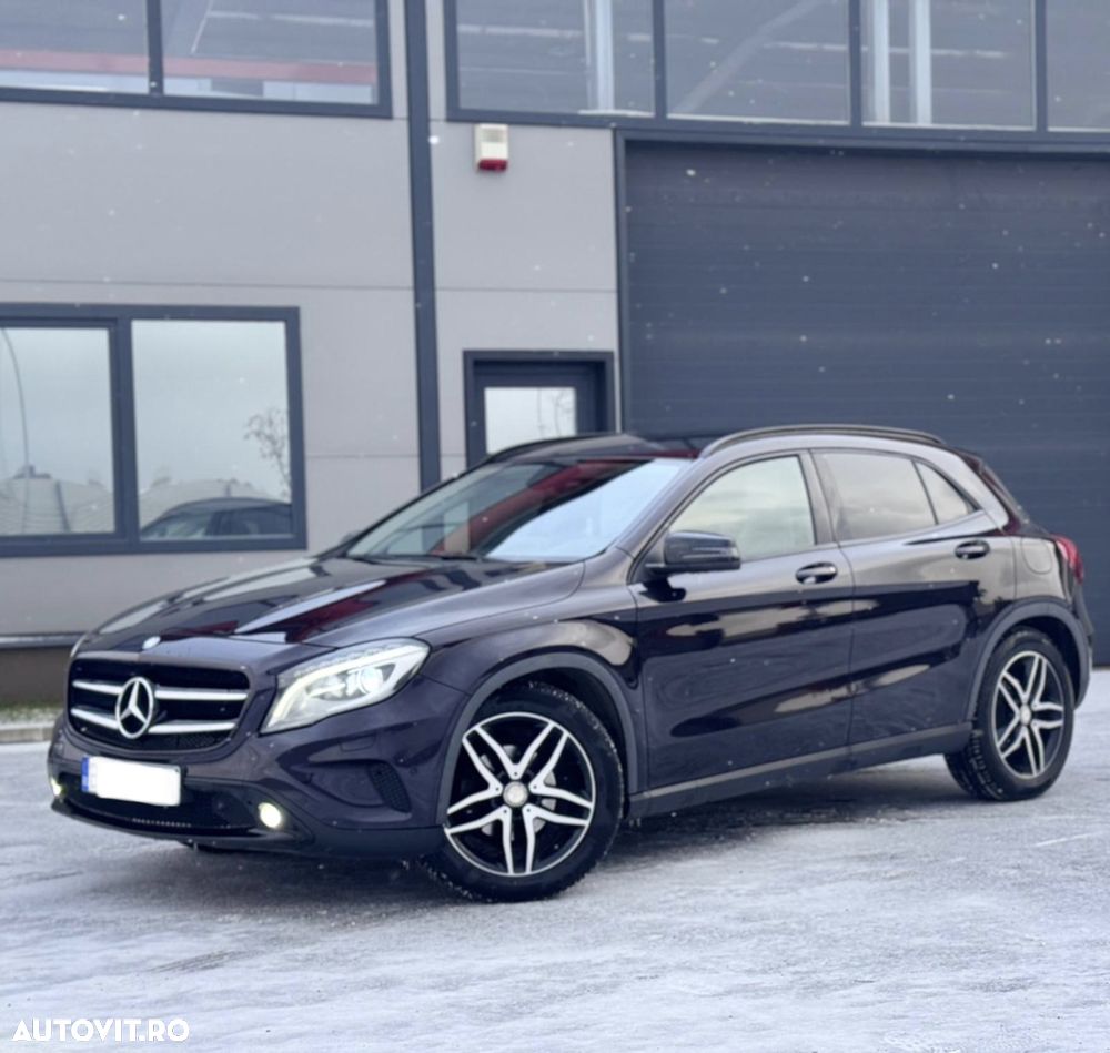 Mercedes-Benz GLA 200 d 4MATIC Aut. - 11