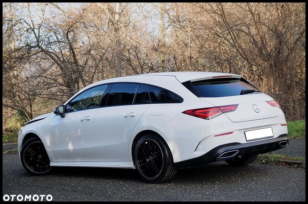 Mercedes-Benz CLA 180 AMG Line - 20