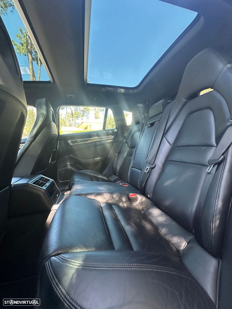 Porsche Panamera Sport Turismo - 15