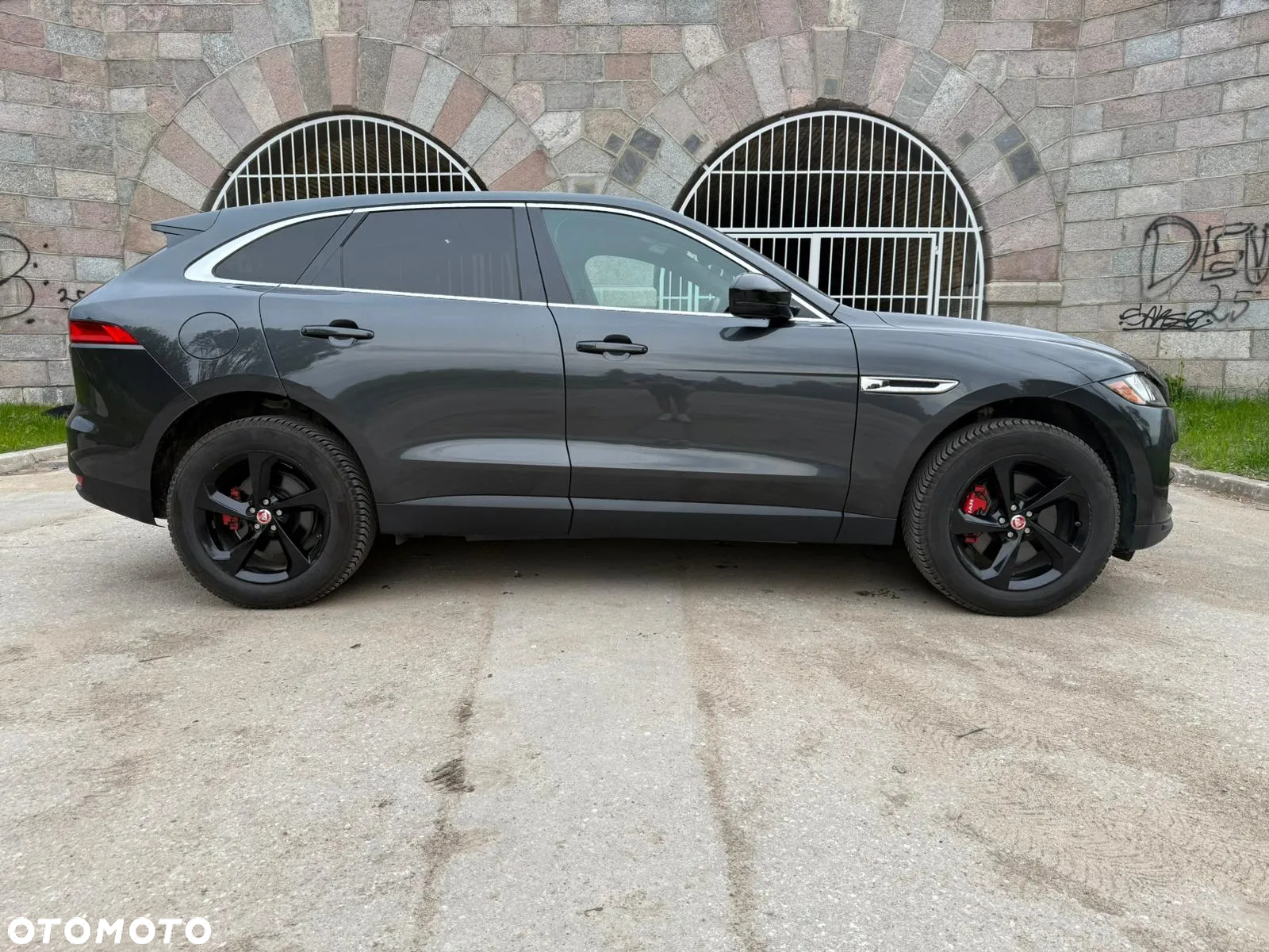 Jaguar F-Pace 30t AWD Prestige - 9