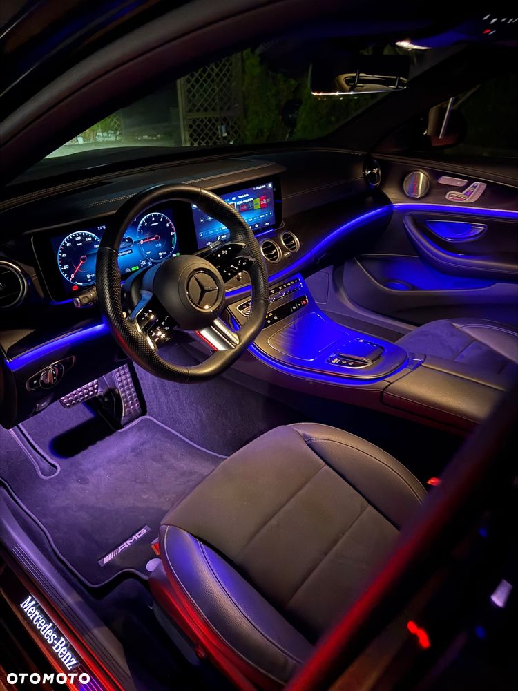 Mercedes-Benz Klasa E 300 de 4Matic 9G-TRONIC AMG Line - 16