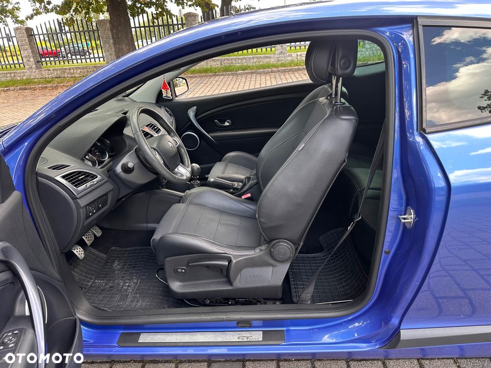 Renault Megane - 9