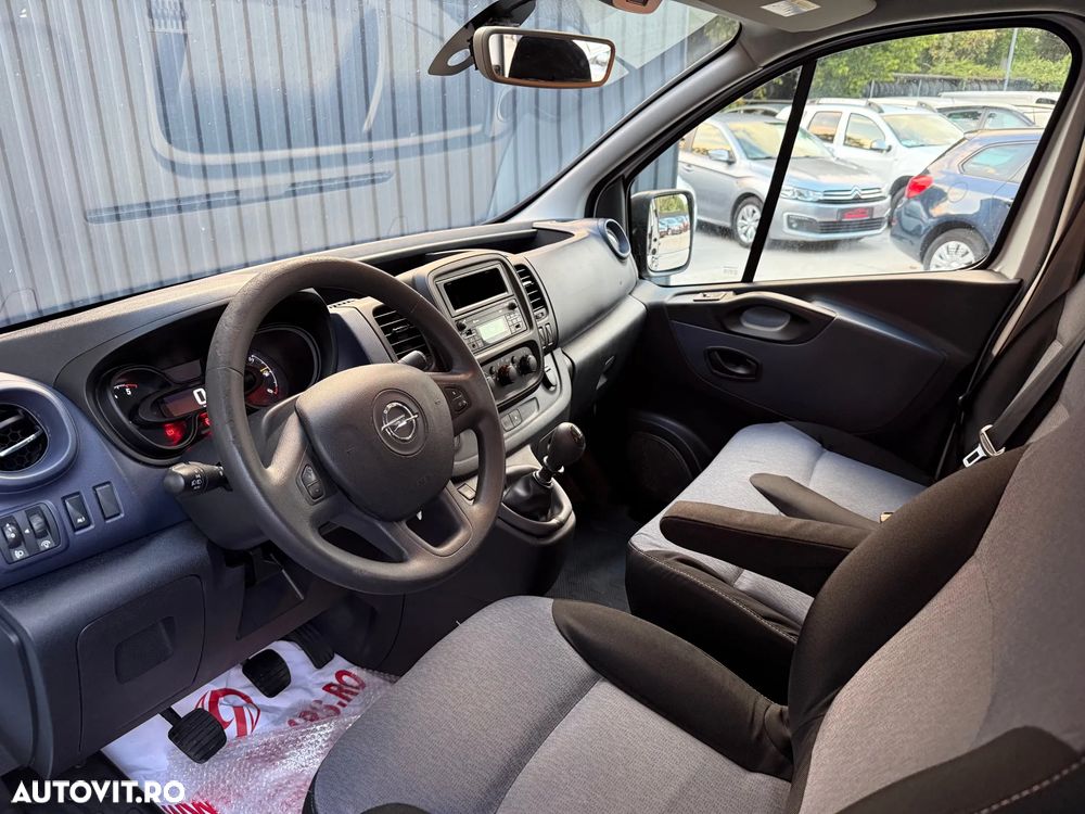 Opel Vivaro - 3