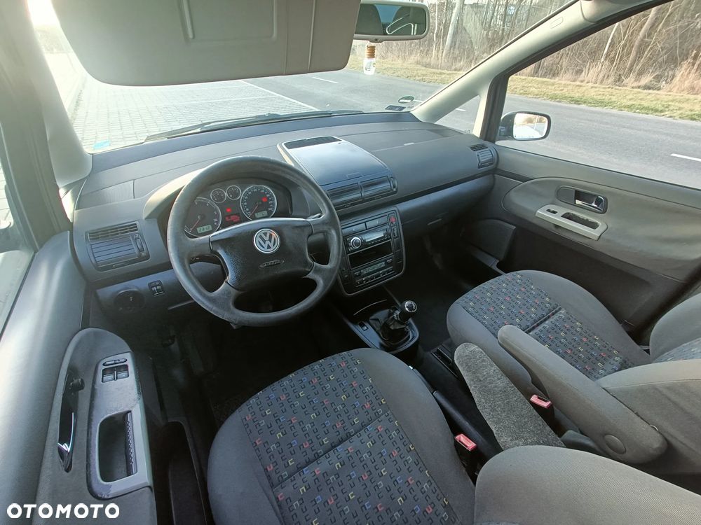 Volkswagen Sharan 1.9 TDI - 10