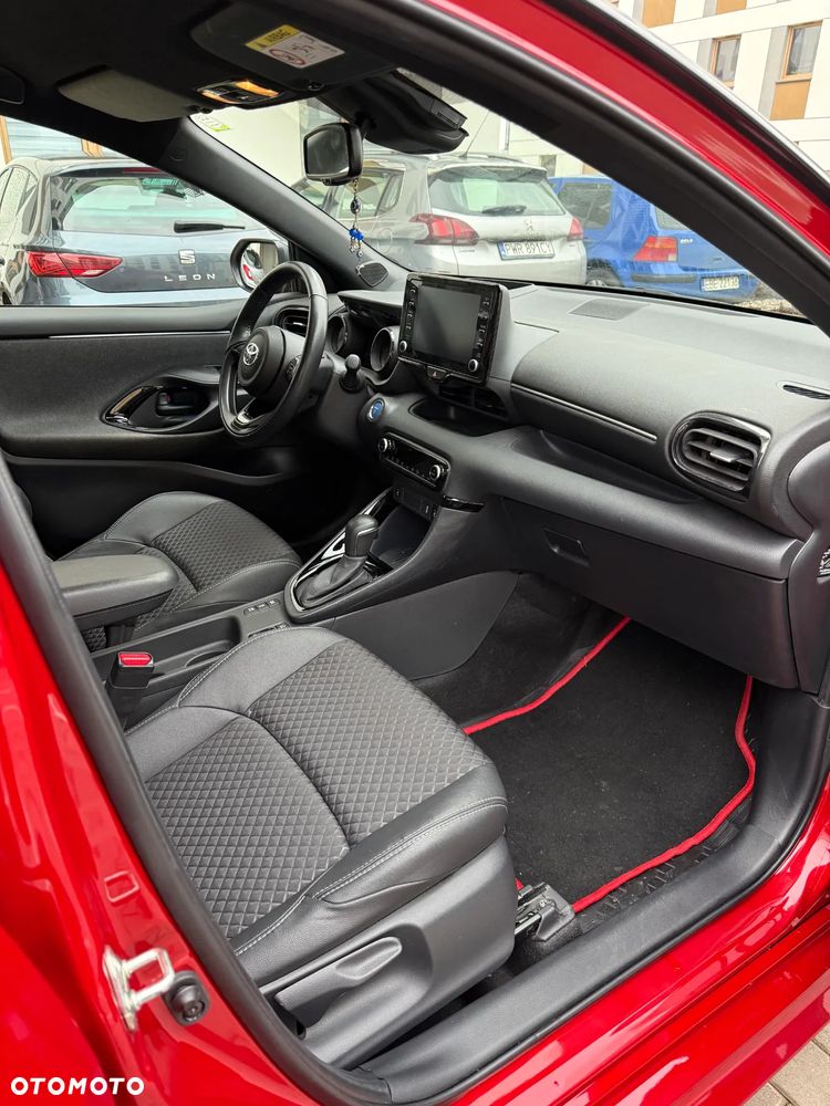 Toyota Yaris Hybrid 1.5 Executive - 22