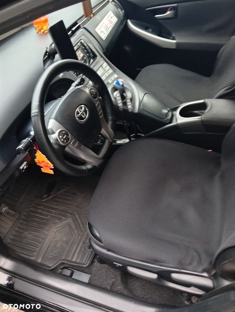 Toyota Prius 1.8 HSD Active - 16