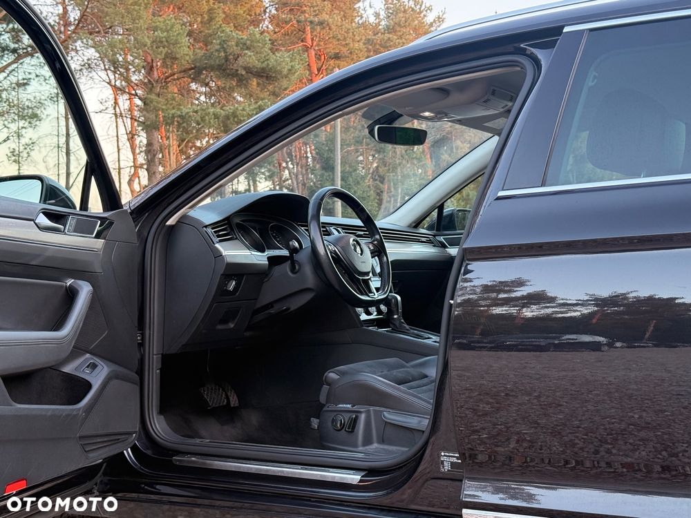 Volkswagen Passat - 7