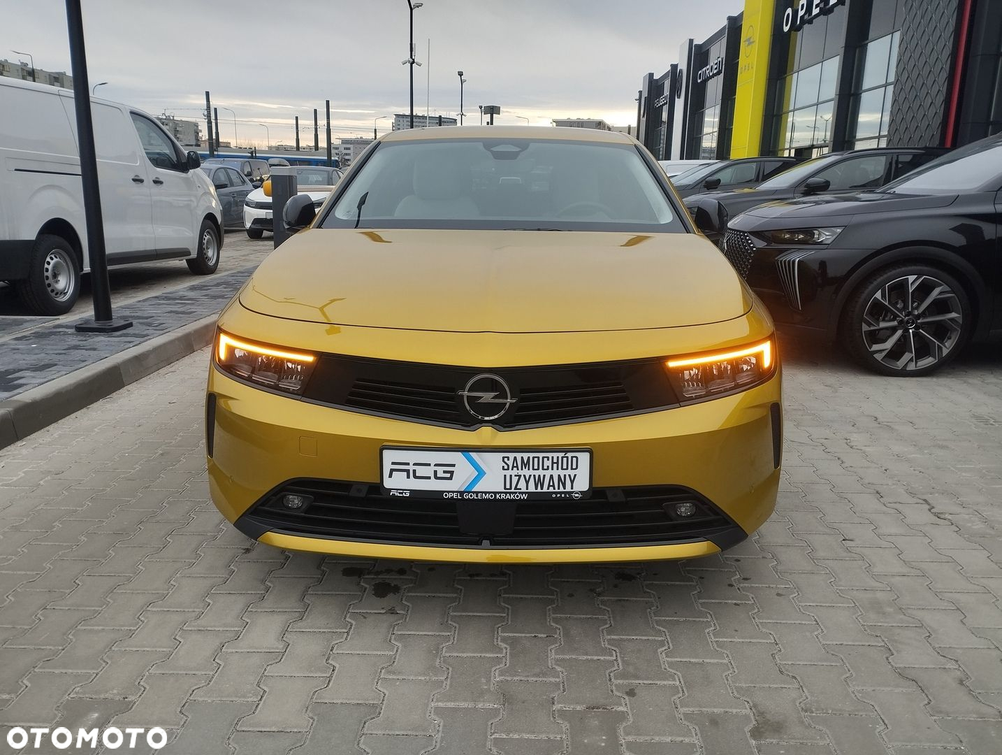 Opel Astra VI 1.2 T Elegance S&S - 2