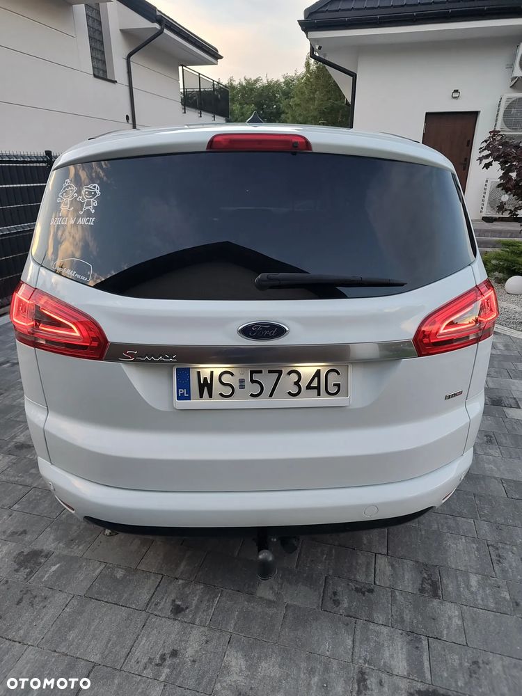Ford S-Max 2.0 TDCi DPF Titanium - 15