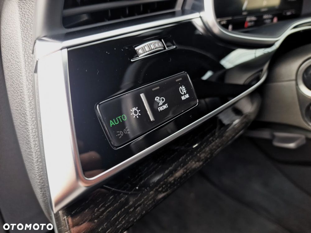 Audi SQ8 TFSI Quattro Tiptronic - 17