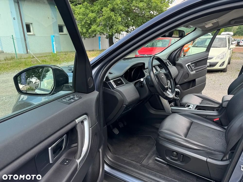 Land Rover Discovery Sport - 21