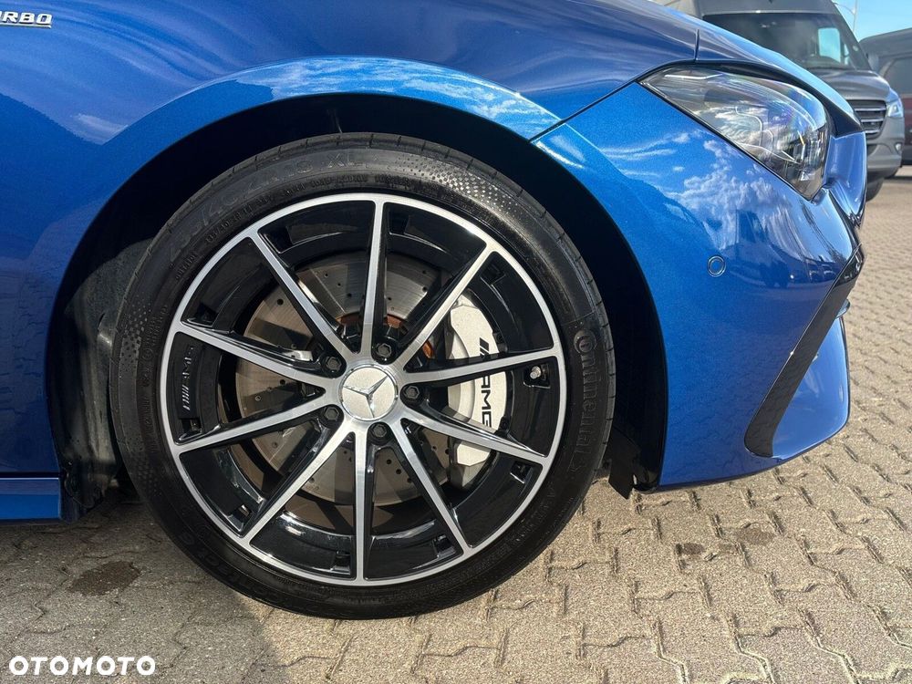 Mercedes-Benz CLA - 10