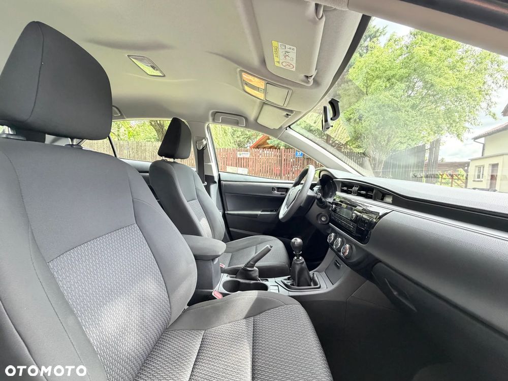 Toyota Corolla 1.6 Comfort - 26