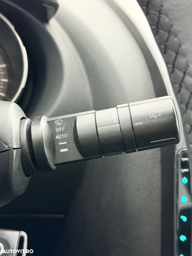 Nissan Qashqai 2.0 DCI DPF acenta - 28