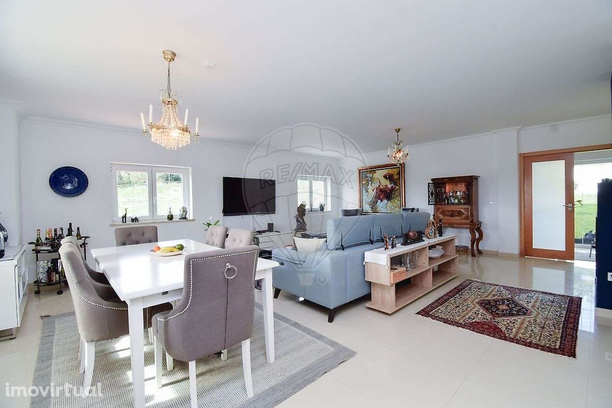 Moradia T5 para venda - Grande imagem: 4/50