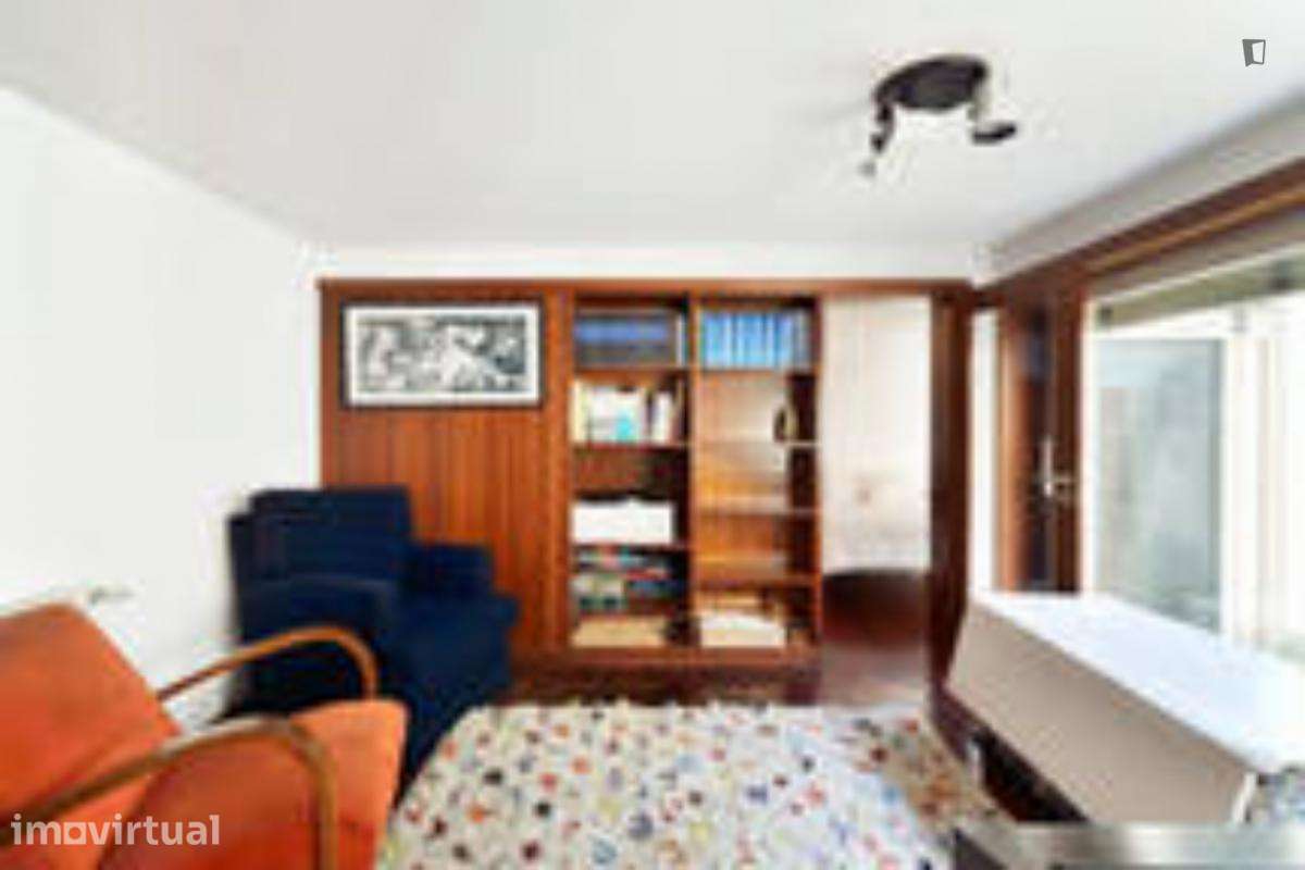 Quarto - localizado em Aldoar Porto - Grande imagem: 2/9