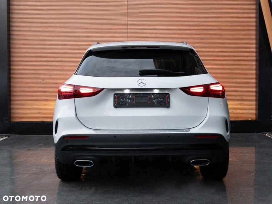 Mercedes-Benz GLA 200 mHEV AMG Line 7G-DCT - 5