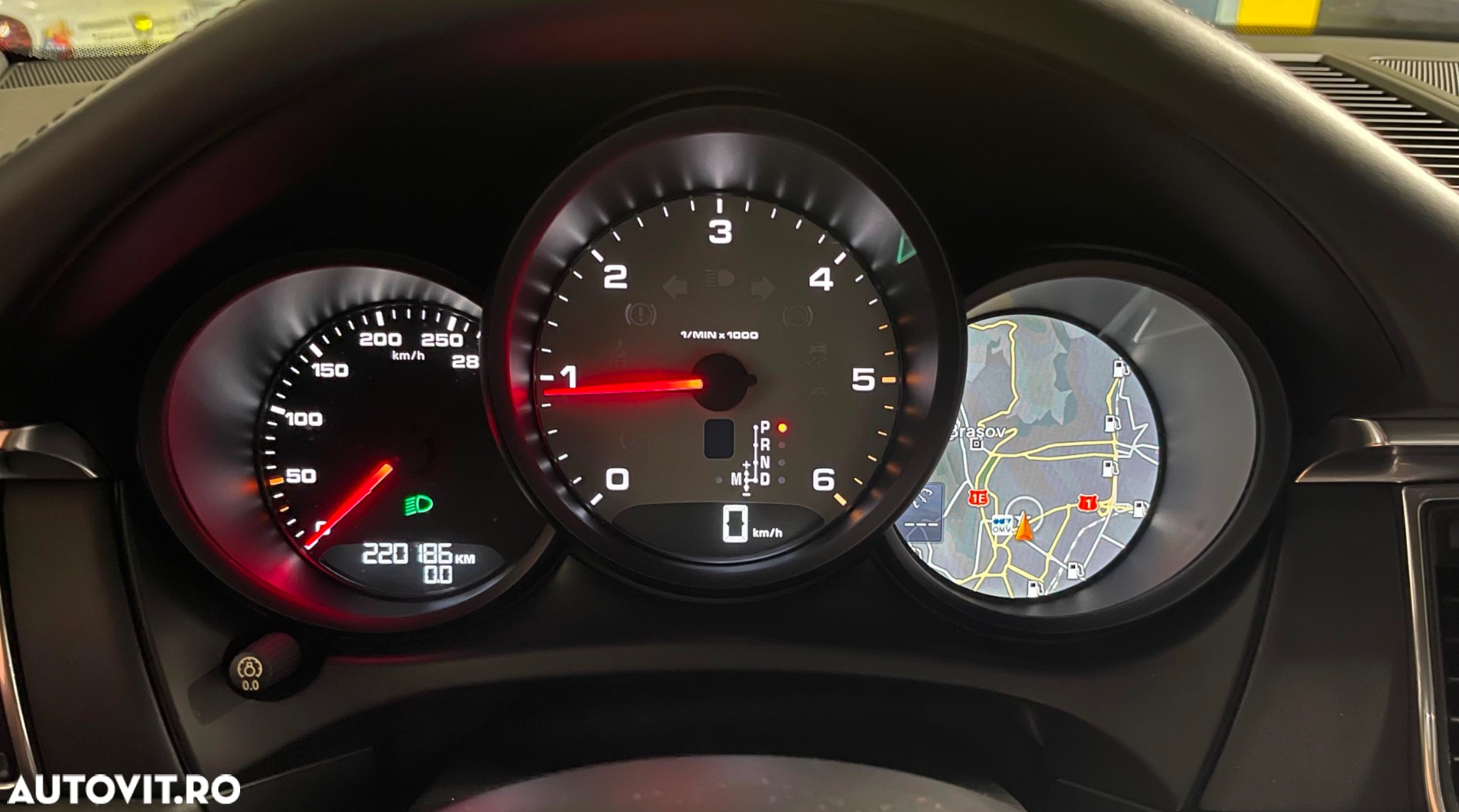 Porsche Macan 3.0 PDK S - 12