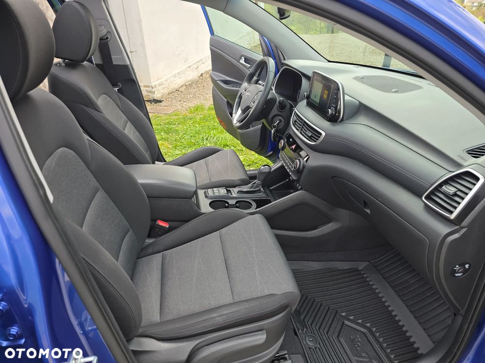 Hyundai Tucson 2.0 CRDI 4WD Automatik Style - 23