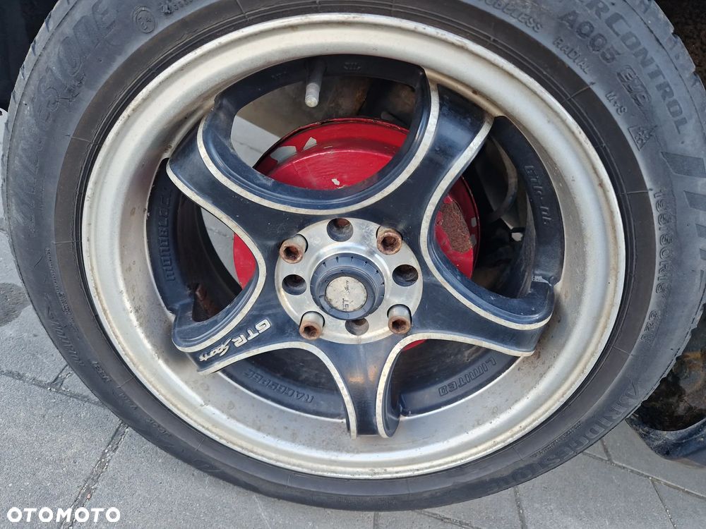 Mitsubishi Colt - 8