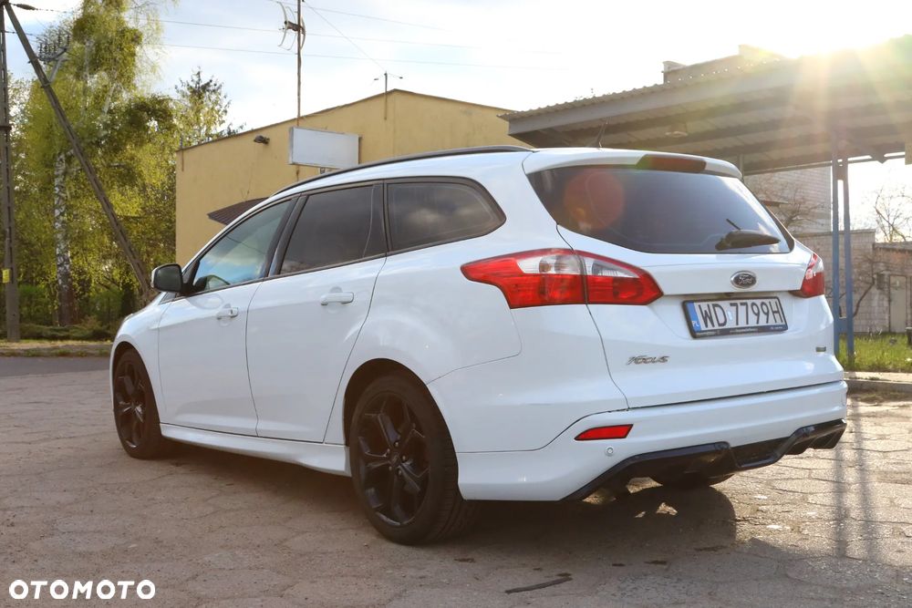 Ford Focus 1.0 EcoBoost Trend - 6