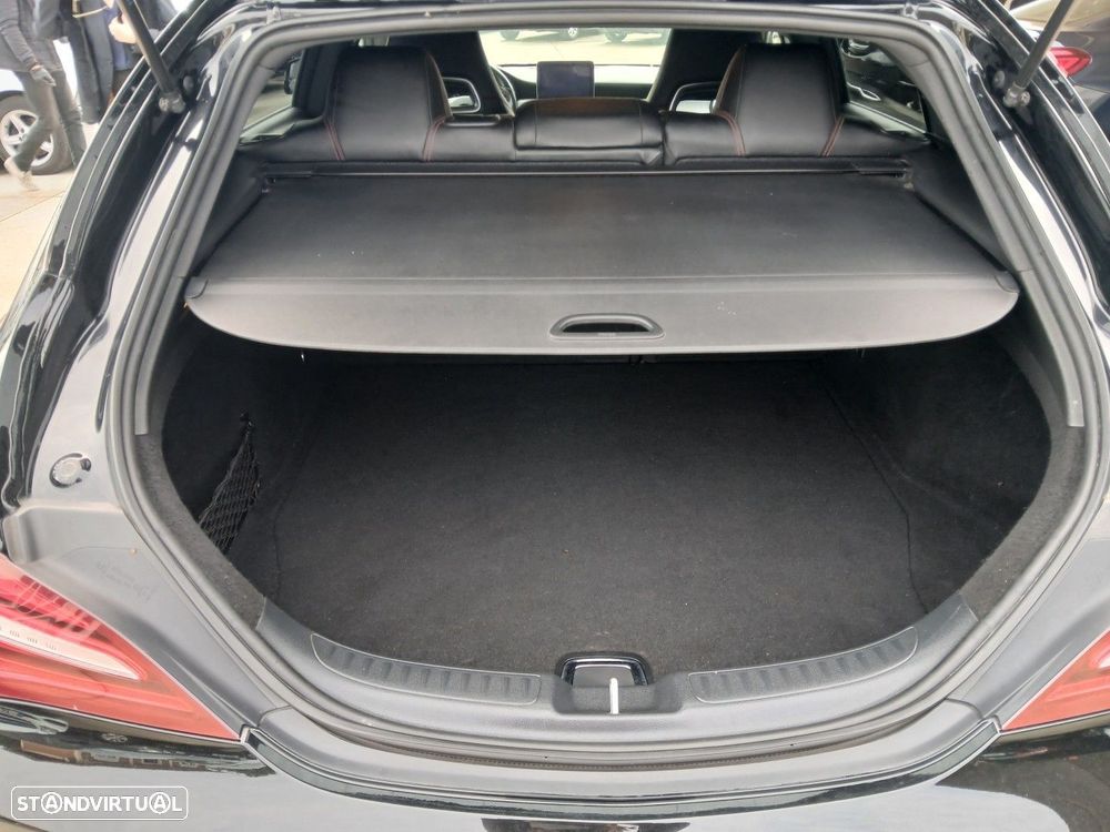 Mercedes-Benz CLA 180 d Shooting Brake AMG Line Aut. - 10