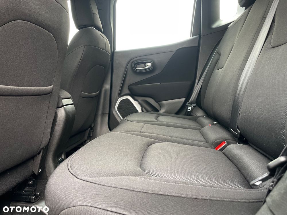 Jeep Renegade - 12