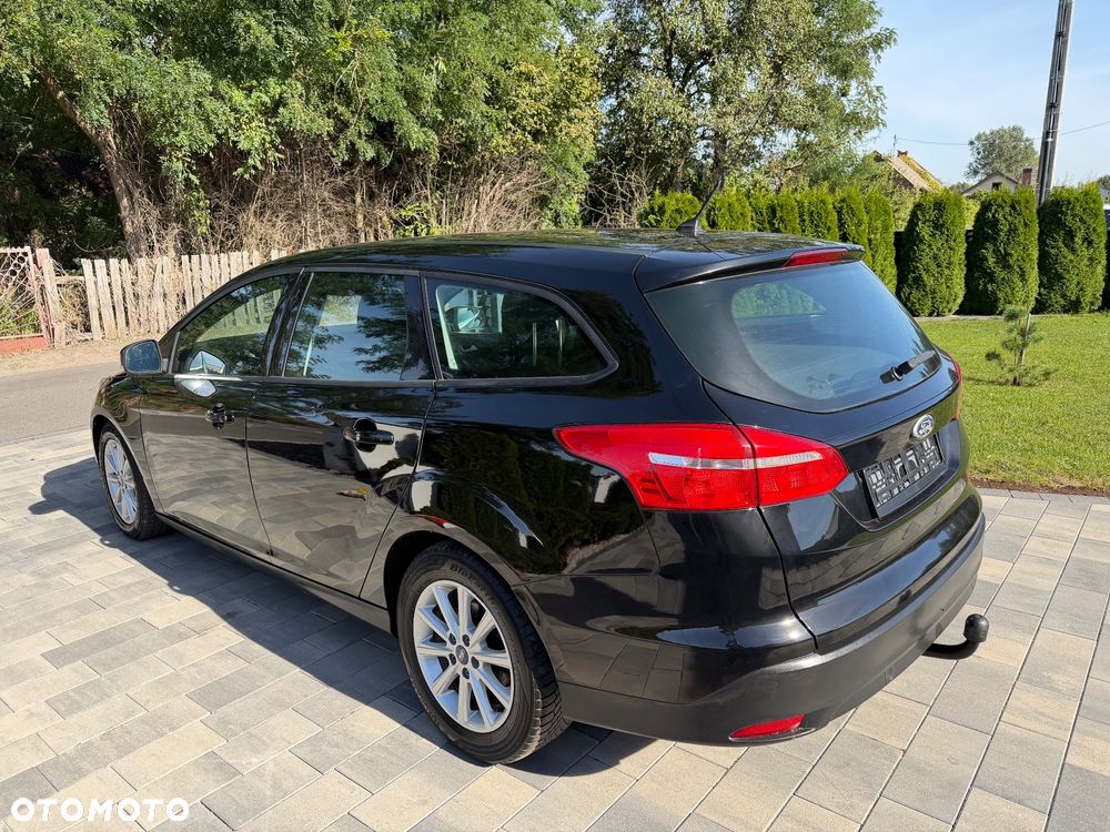 Ford Focus Turnier 1.5 EcoBlue Start-Stopp-System TITANIUM - 10