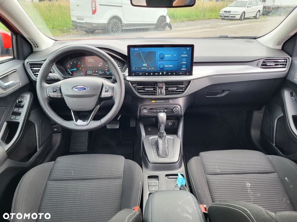 Ford Focus 1.0 EcoBoost Hybrid TITANIUM - 9