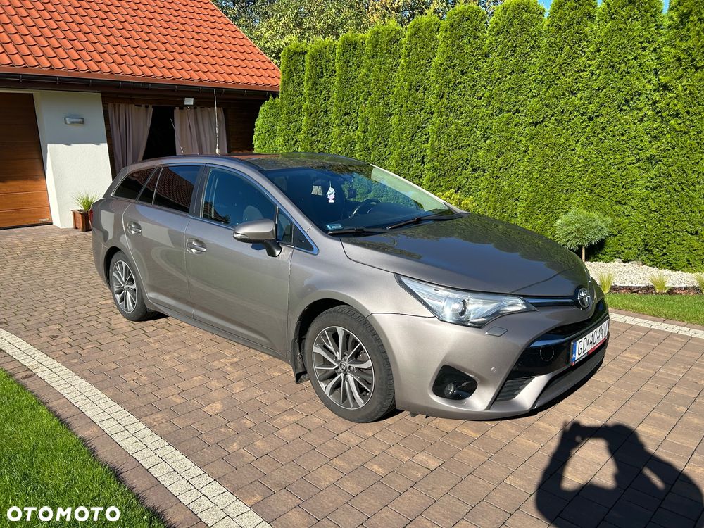 Toyota Avensis 1.8 Prestige - 7