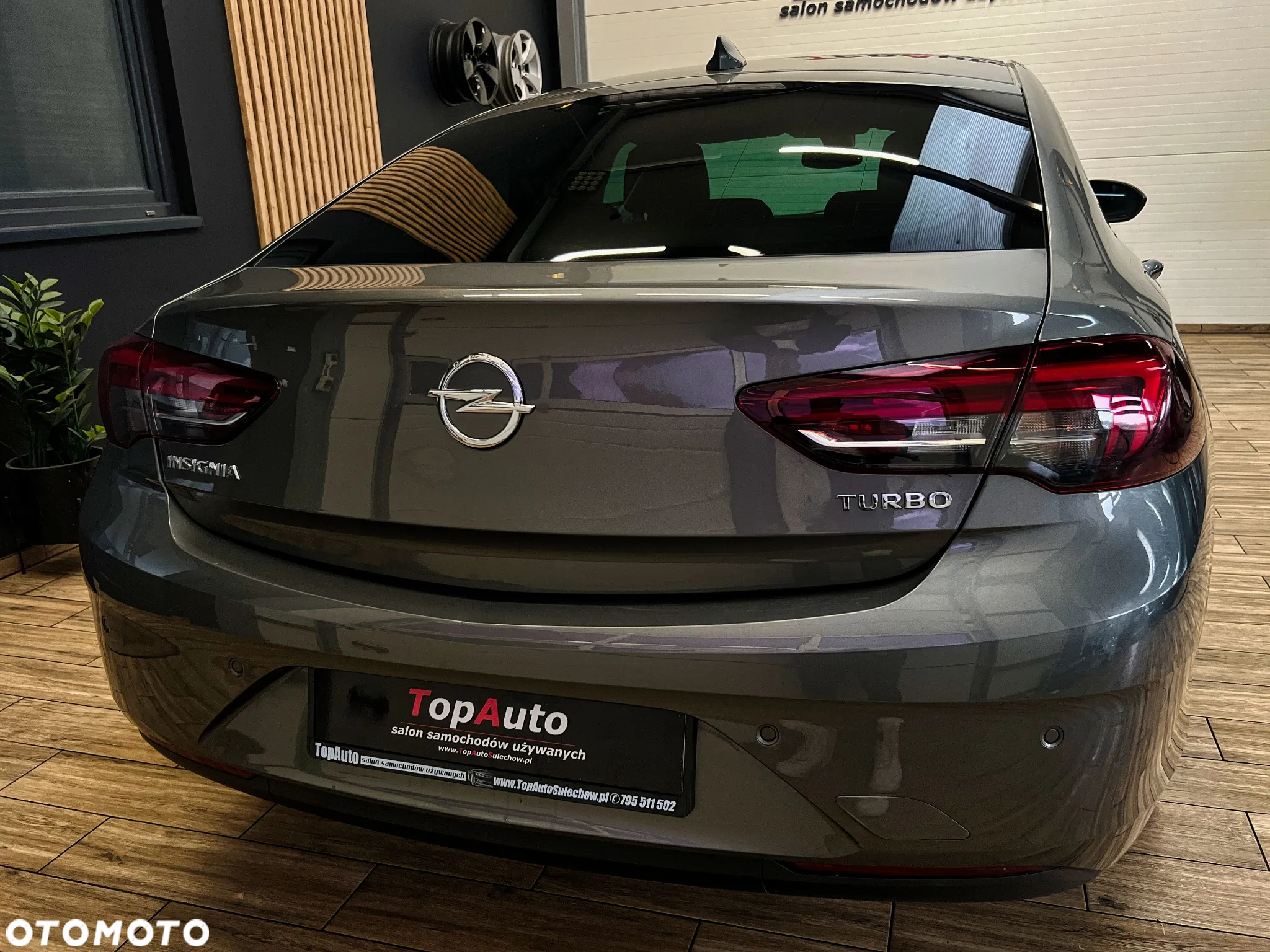 Opel Insignia 1.5 T Elite S&S - 8