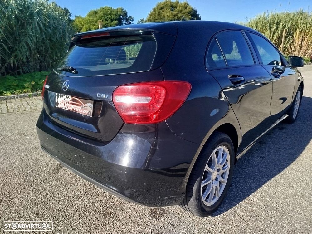 Mercedes-Benz A 180 - 4