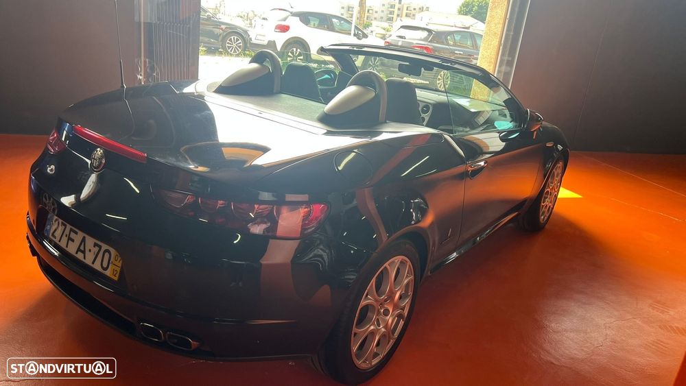 Alfa Romeo Spider 2.2 JTS - 5