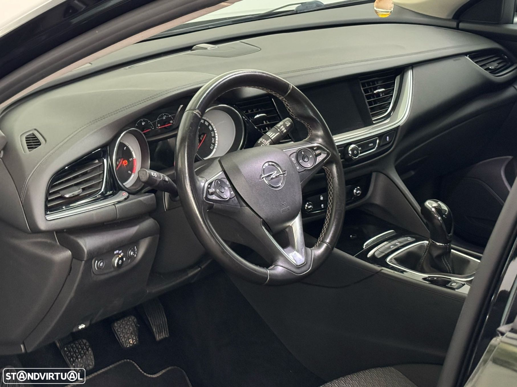 Opel Insignia Sports Tourer 1.6 CDTi Business Edition - 22