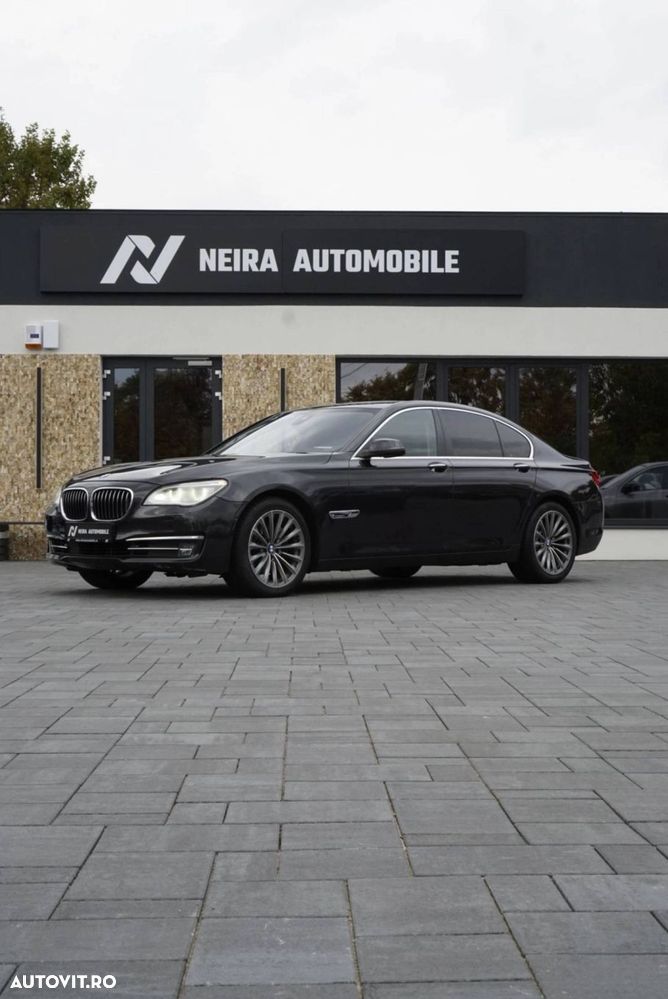 BMW Seria 7 - 27