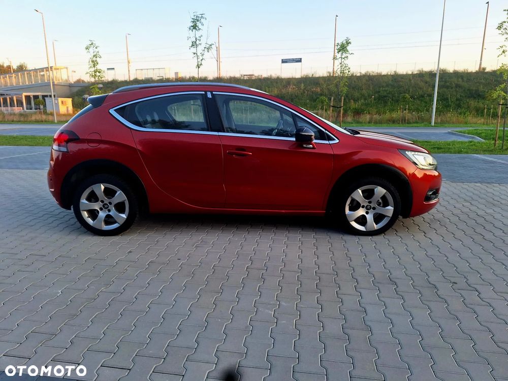 Citroën DS4 1.6 e-HDi SoChic MCP - 25