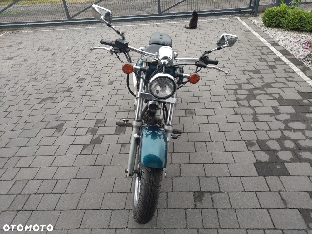 Suzuki Marauder - 8