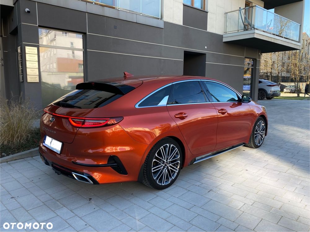 Kia ProCeed 1.4 T-GDI DCT7 OPF GT LINE - 11