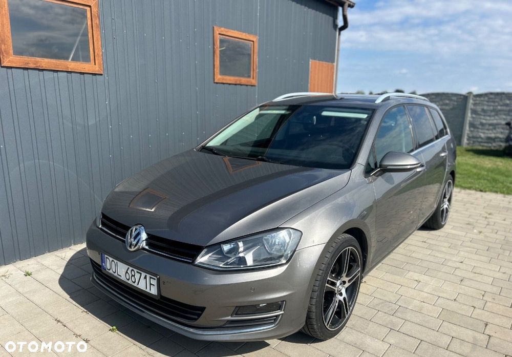 Volkswagen Golf - 5