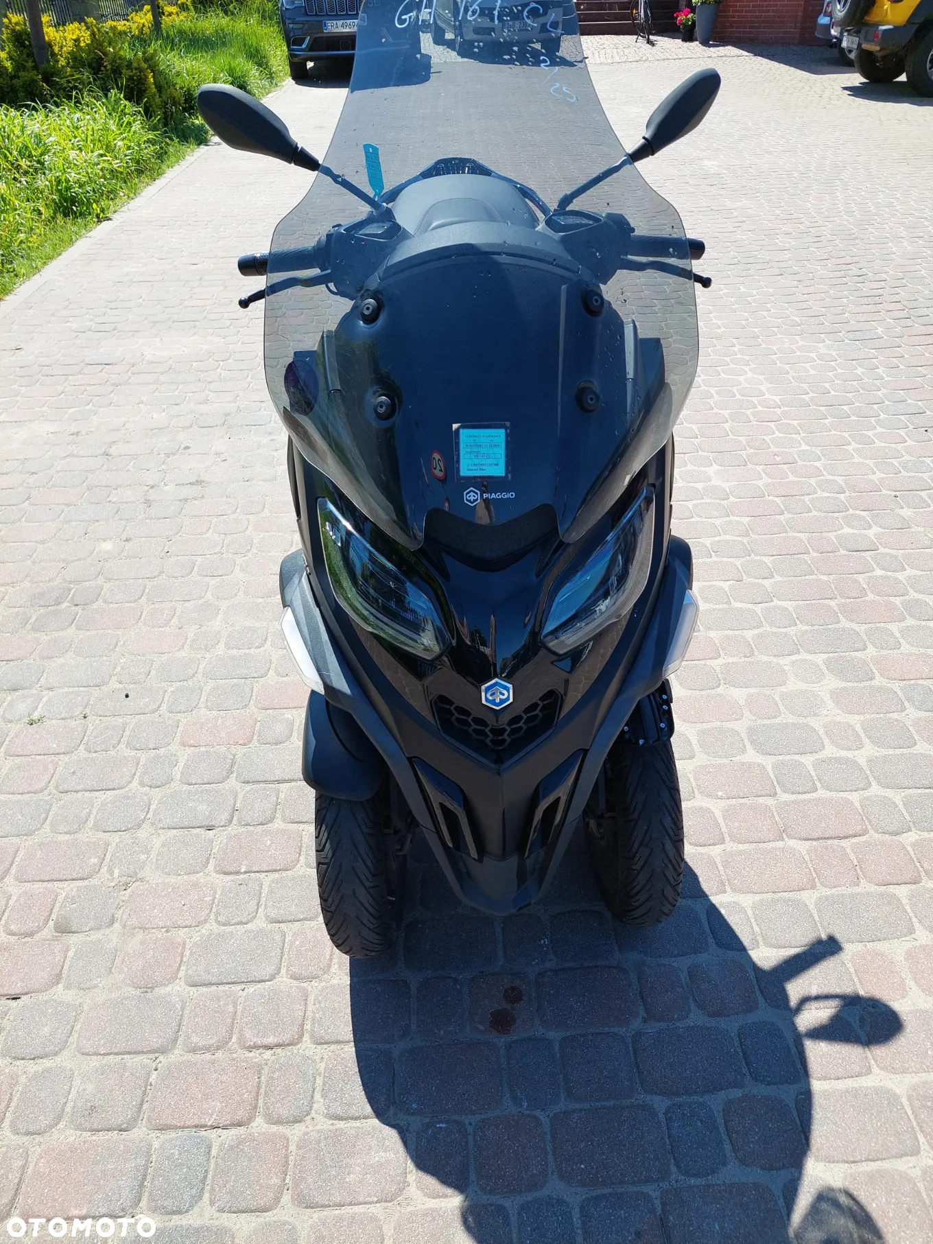 Piaggio MP-3 - 8
