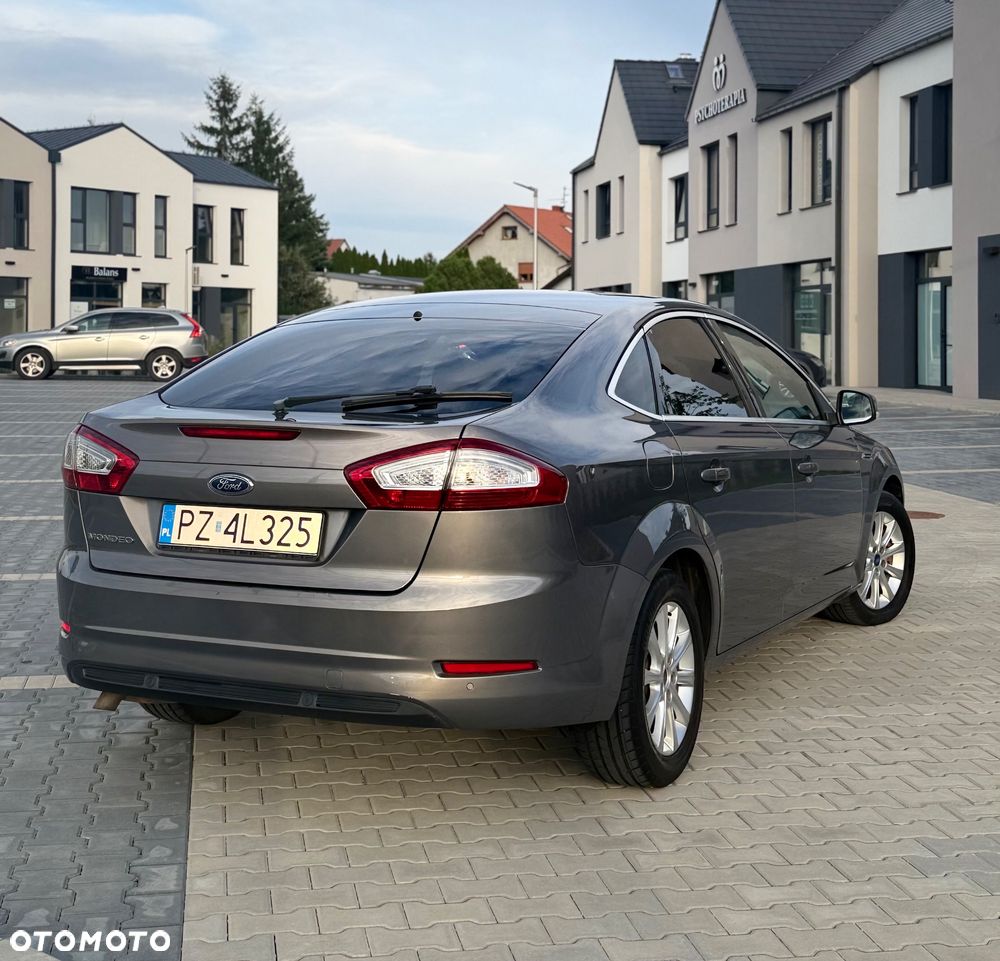 Ford Mondeo 2.0 TDCi Titanium - 10