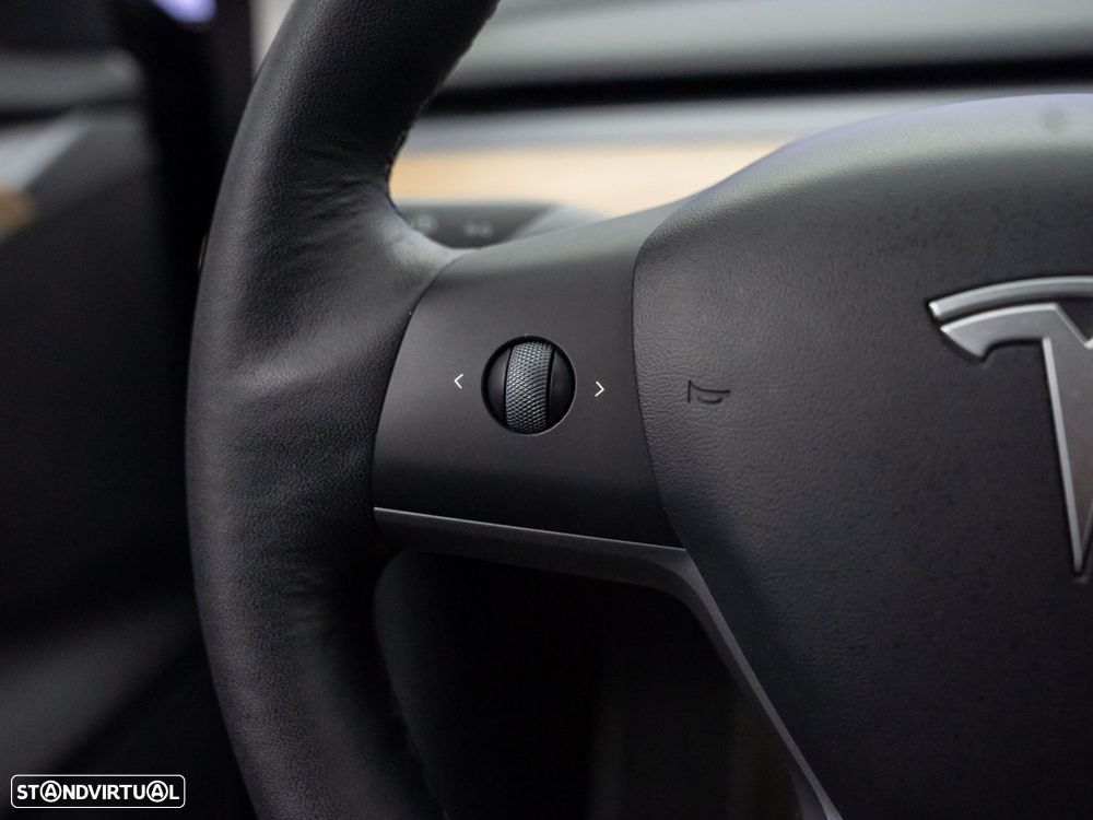 Tesla Model 3 Long Range Tração Integral - 21