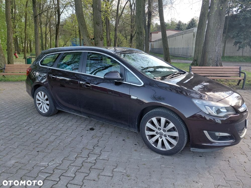 Opel Astra 1.6 CDTI Sport - 2