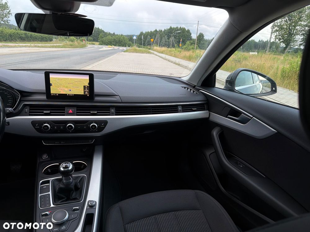 Audi A4 Avant 2.0 TDI - 15
