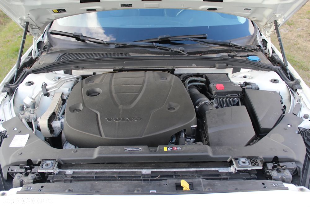 Volvo V60 Cross Country D4 AWD Geartronic - 17