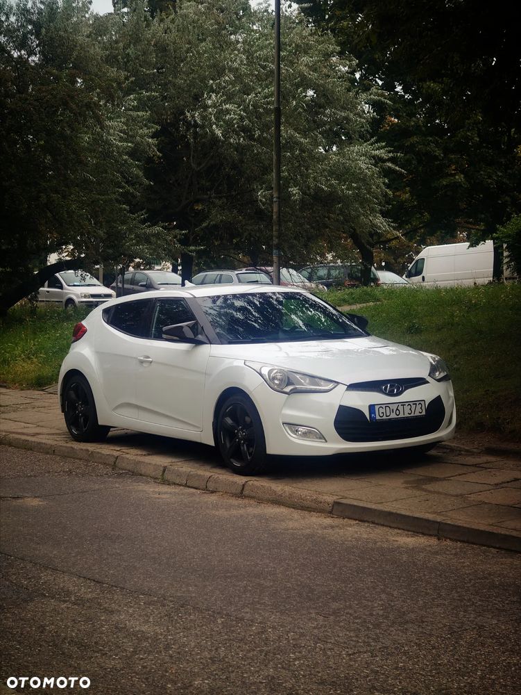 Hyundai Veloster 1.6 Style - 15