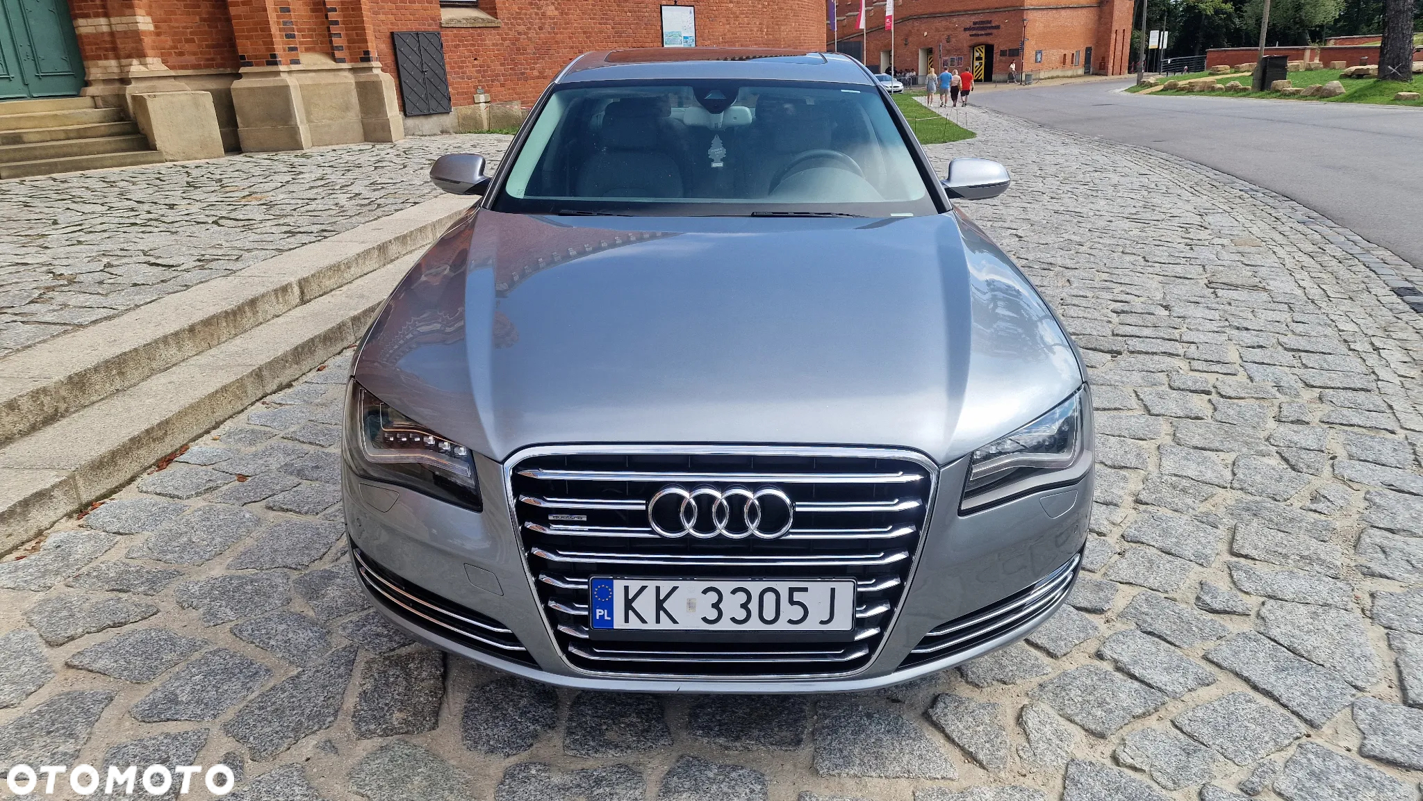 Audi A8 4.2 FSI L Quattro - 6